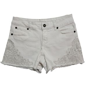 Cache | Low Rise Embroidered Cutoff Jean Shorts White Denim Crochet Lace